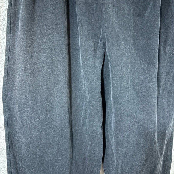 NWT Boheme Trixie black jumpsuit in size L. Halter neck elastic back. Wide leg - Picture 12 of 15